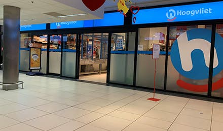 Physical store image