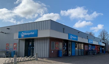 Physical store image