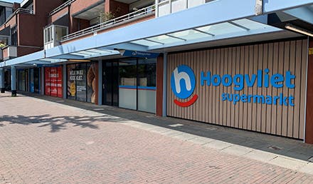 Physical store image