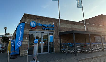 Physical store image