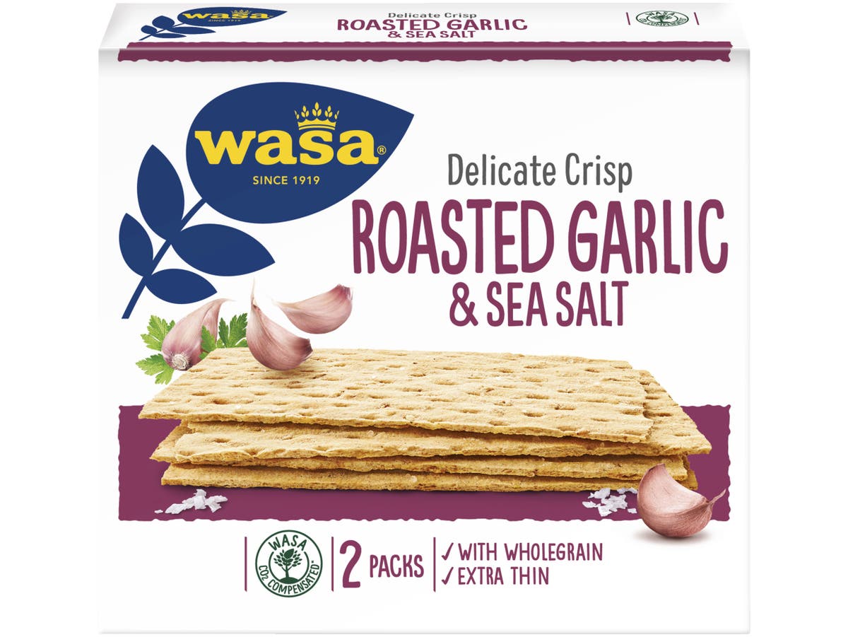 Delicate crisp garlic salt