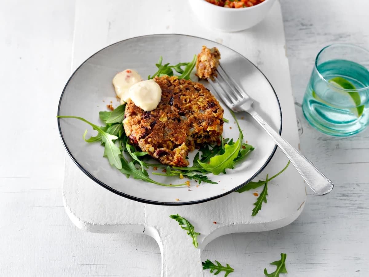 Bonenburger met tomatenrijst