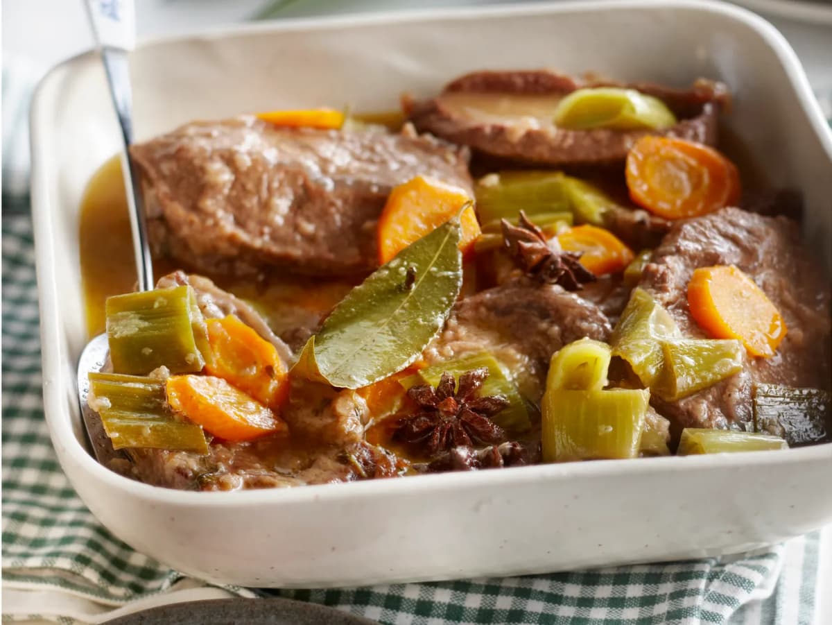 Sukade met bokbier uit de oven