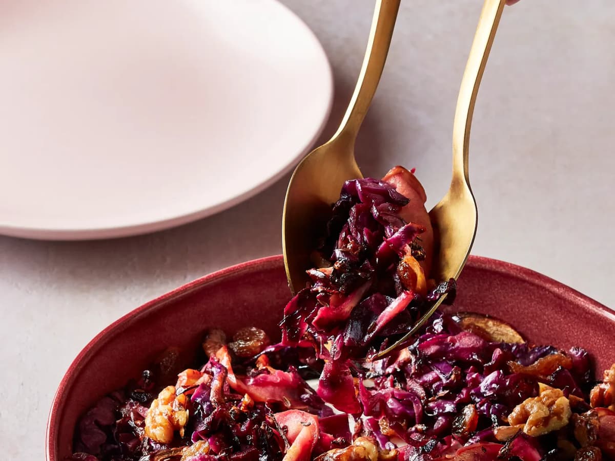 Rodekool traybake met appel