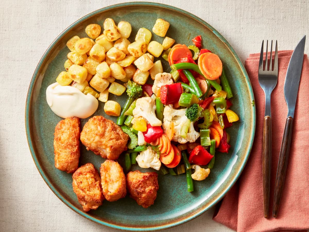 Kibbeling met Hollandse wokgroenten en krieltjes