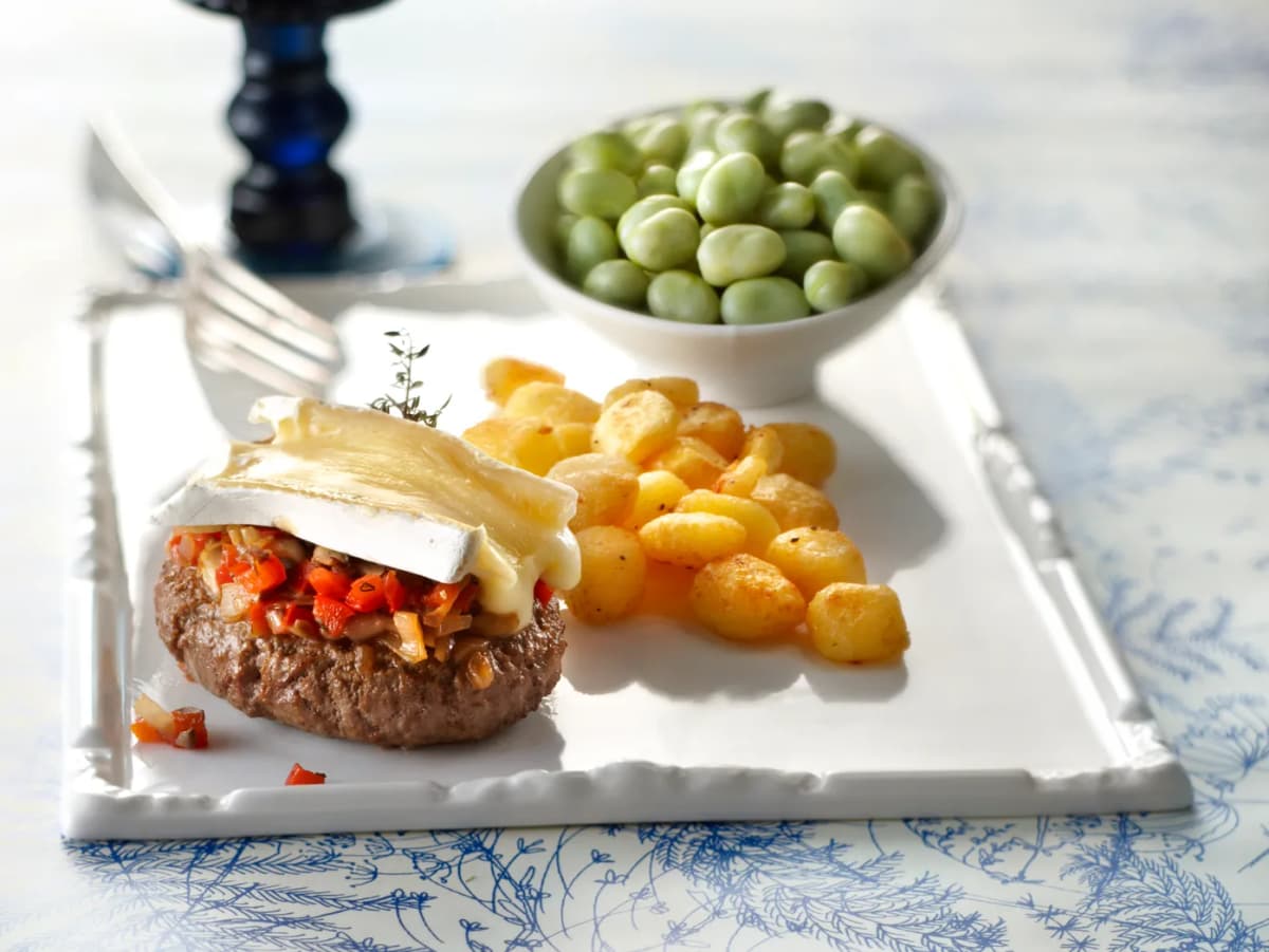 Tartaar met paddenstoelentapenade en brie