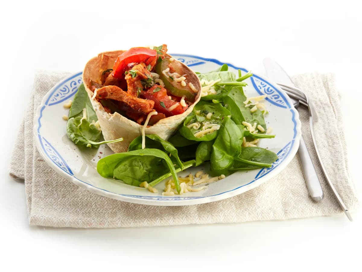 Tortillabakje met Provençaalse kalkoenfilet