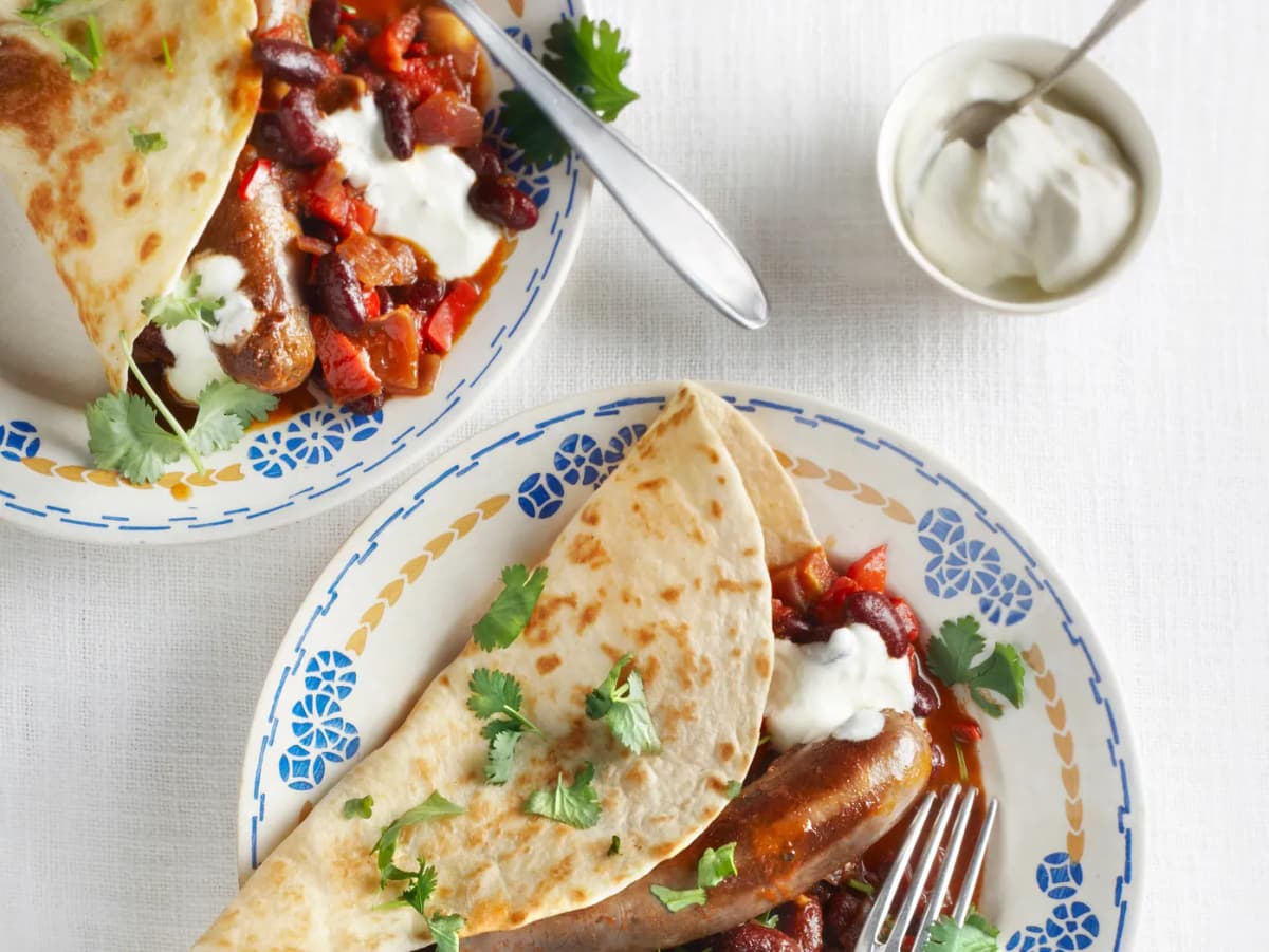 Chili con carne met worst en tortilla’s